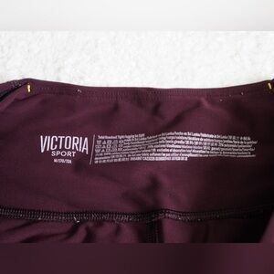 Victoria Sport Maroon total knockout Leggings